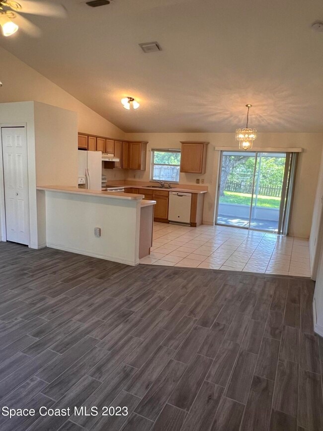 Photo - 117 Gator Dr