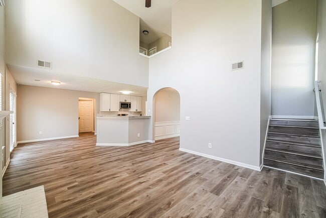 Photo - 27 Polo Fields NE