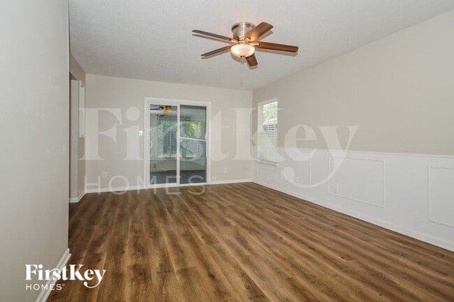 Photo - 4824 Ossington Ct