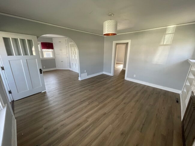 Photo - 217 Dotson Dr