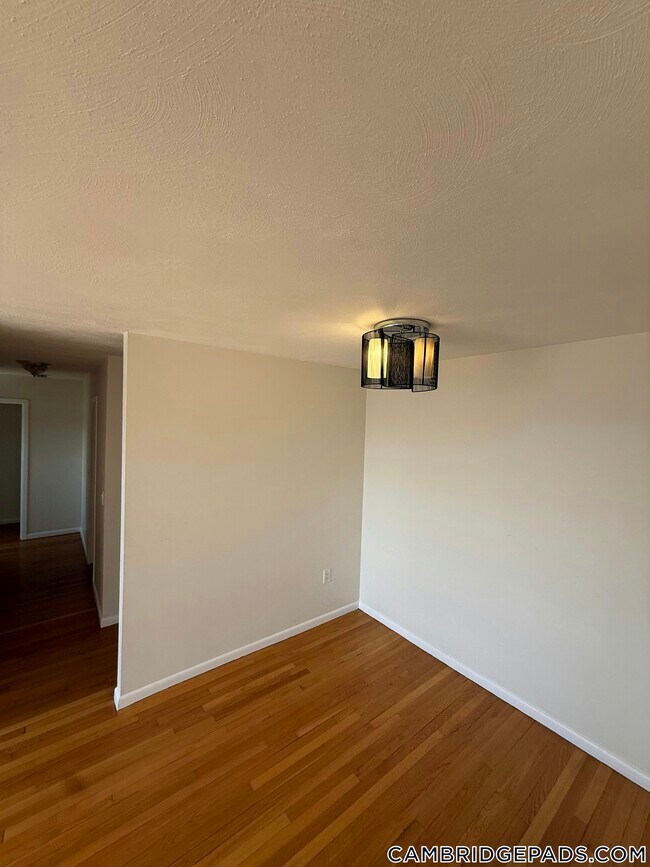 Photo - 1643 Cambridge St Unidad 73