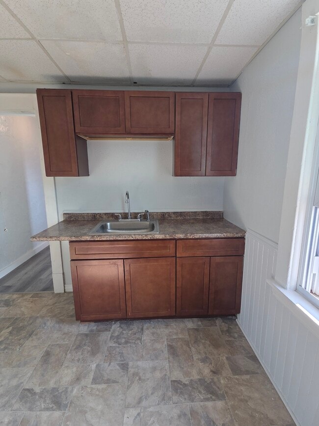 Building Photo - Falls Street Commons Rental