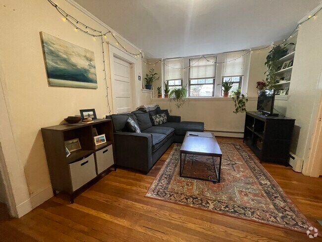 Building Photo - 101 Madison Ave Rental