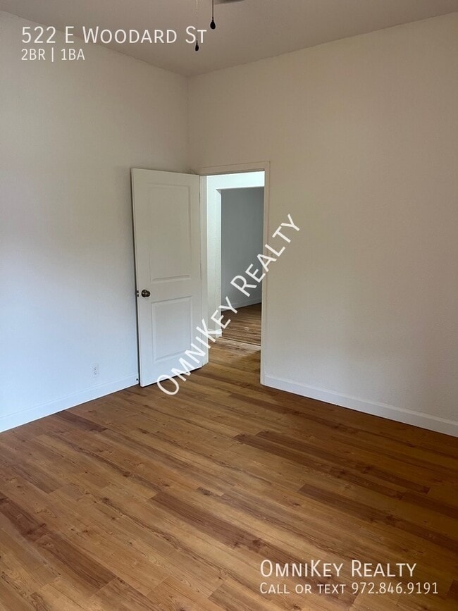 Photo - 522 E Woodard St