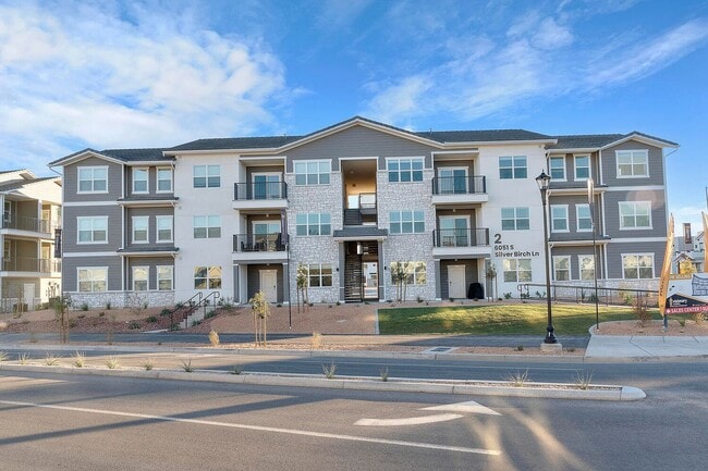 Photo - 6051 S Silver Birch Ln Unidad 2-302