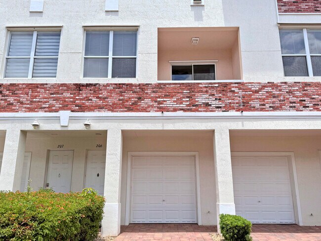 Photo - 10560 SW Stephanie Way Unit 1-206