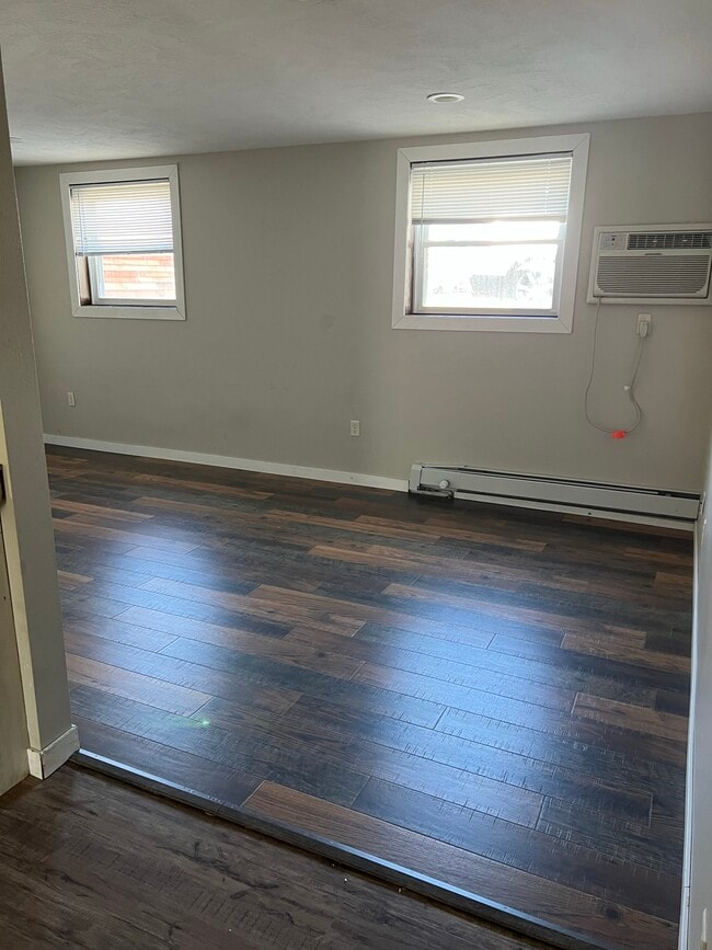 Photo - 116-120 N Cliff Ave