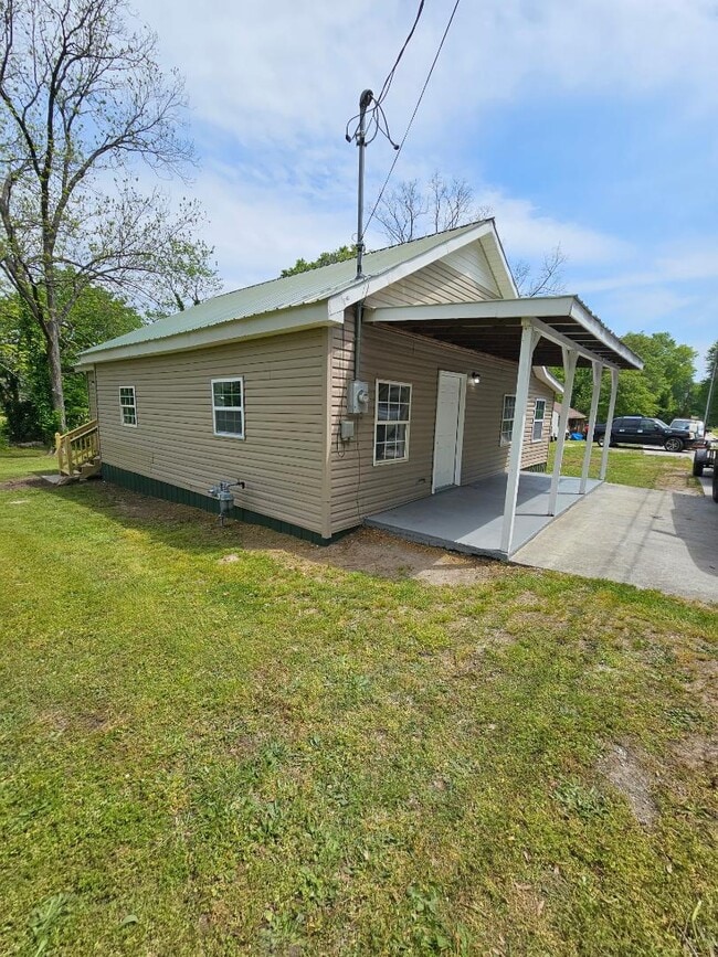 Photo - 182 Hughes St