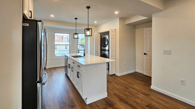 124 N Reservoir St Unit #2
