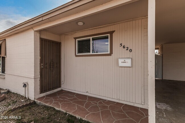 Photo - 5620 N 19th Ave