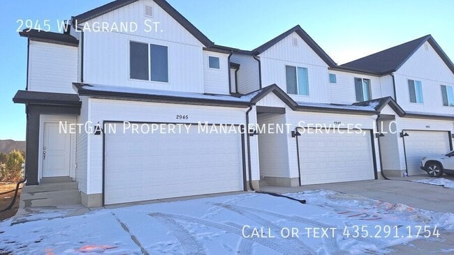 Photo - 2945 W LaGrand St