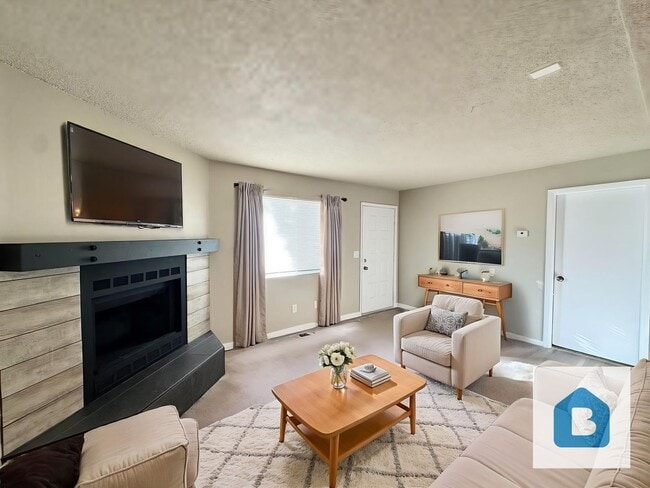 Photo - 1017 Bennett Ave Unit 1017-B