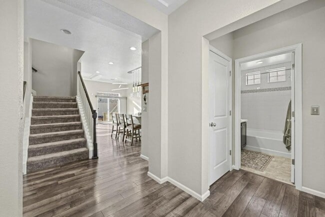 Photo - 4854 Saddlewood Circle