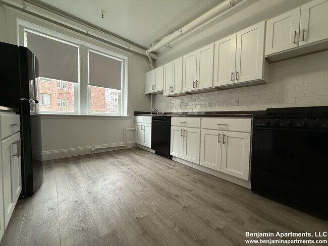 Photo - 116 Washington St Unit 4