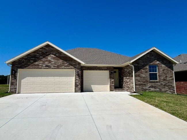 Building Photo - 3 Bedroom Home Bolivar, MO