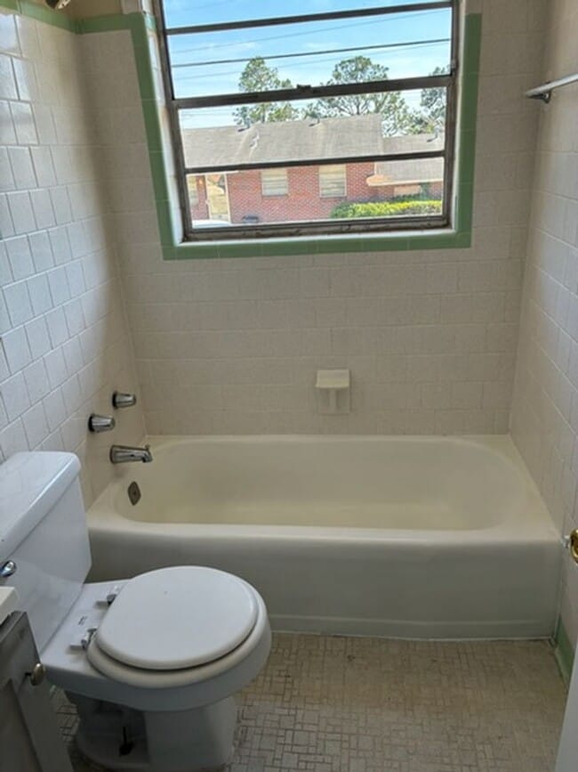 Photo - 1400 Shepherd Dr Unit 20