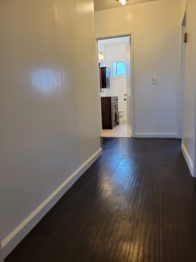 Photo - 7315 Wilcox Ave