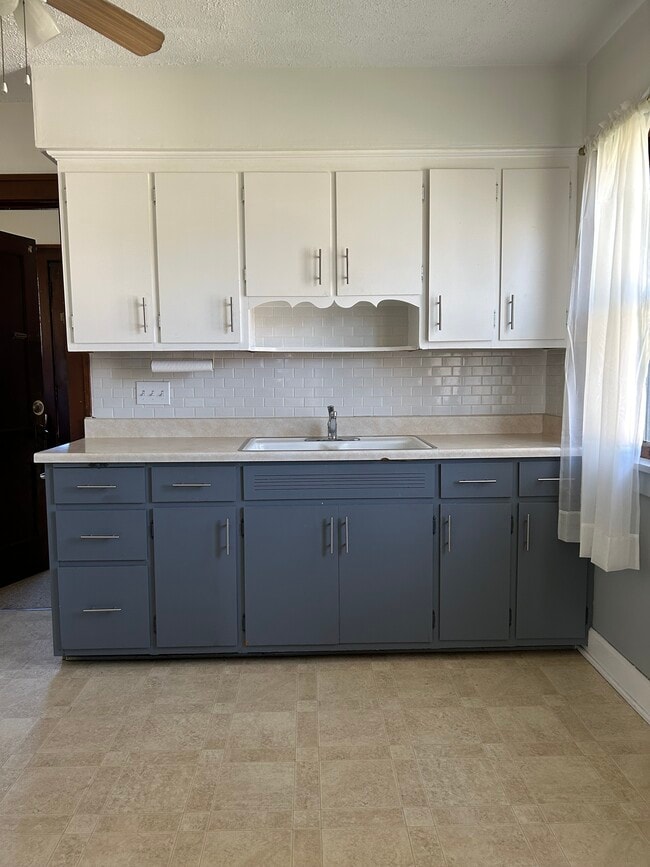 Photo - 4406 Gifford Ave Unit 2B