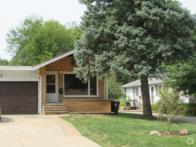 Building Photo - 12 N Grace St Unit A Rental