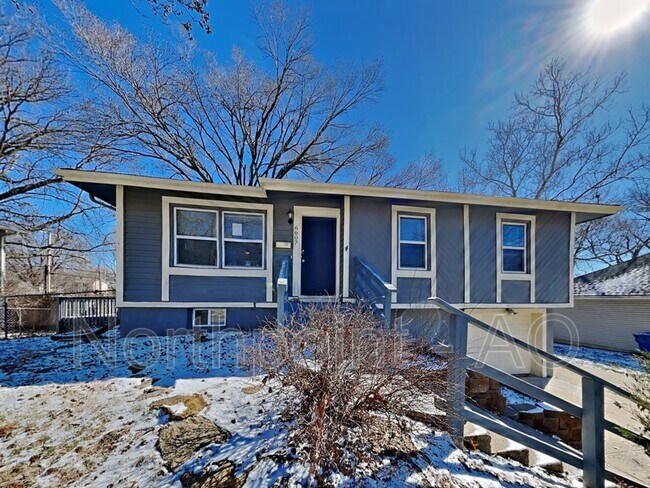 Photo - 6607 N Indiana Ave House