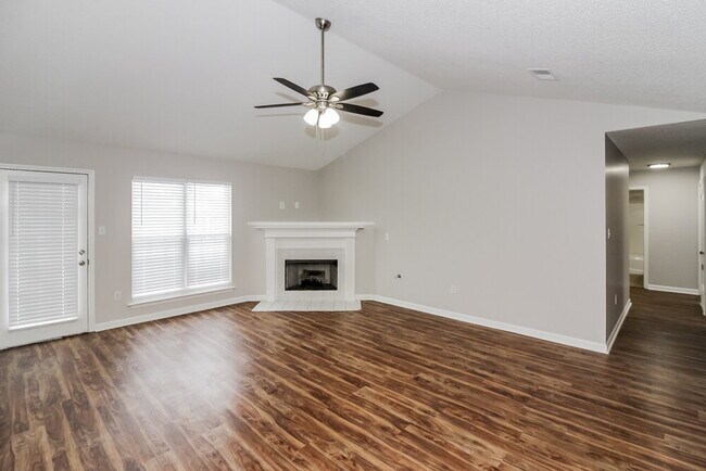 8052 Mary Payton Dr