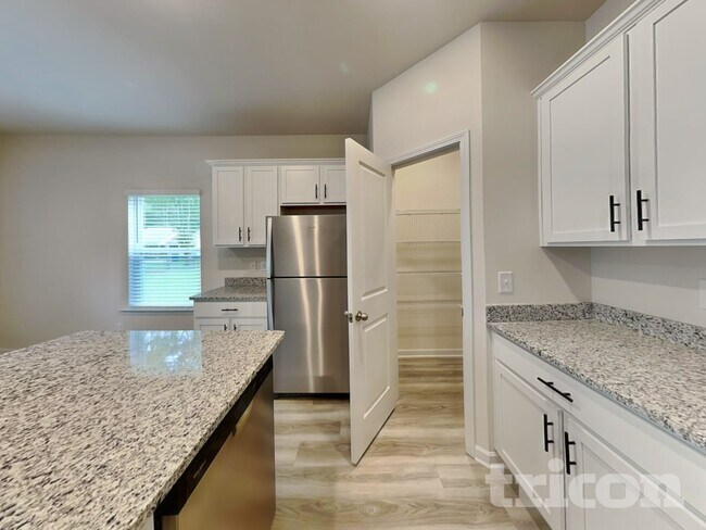 Photo - 467 Prescott Wy