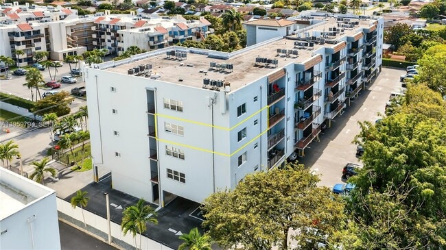 Photo - 900 SW 84th Ave Unit 403D