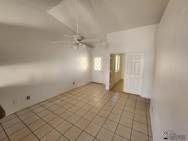 Photo - 2222 E 27th Ln