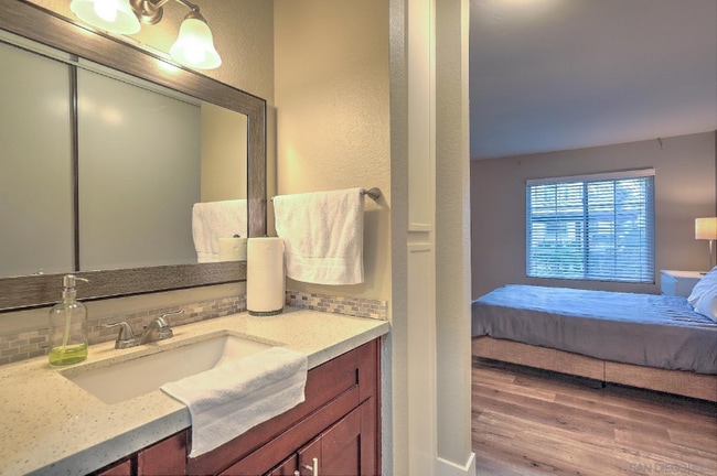 Photo - 10940 Summerdale Way