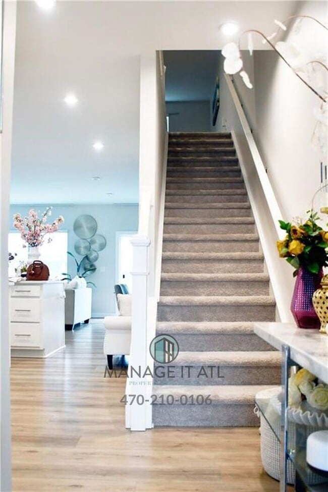 Pristine, 2-story single-family house in Hoschton