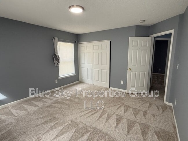 Photo - 5249 Thornton Rd