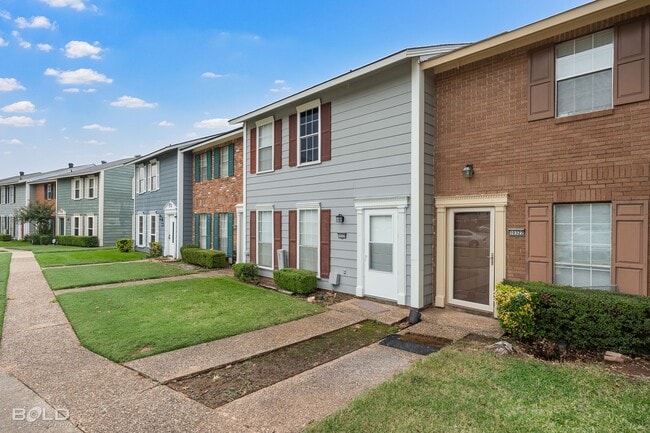 Photo - 3 bed 2 bath Town House