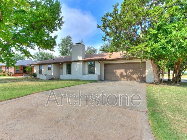Building Photo - 9631 Stratford Dr Rental