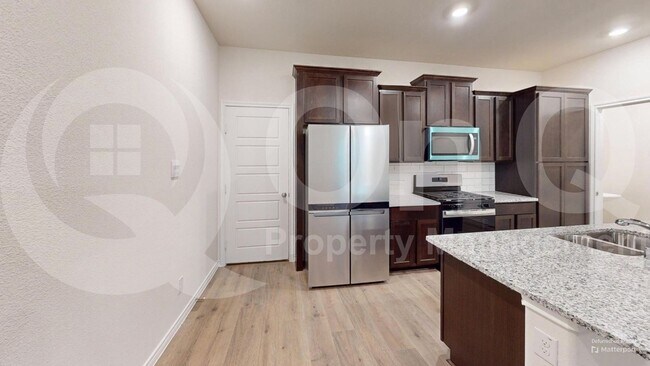 Photo - 1932 Hellams Ln Casa