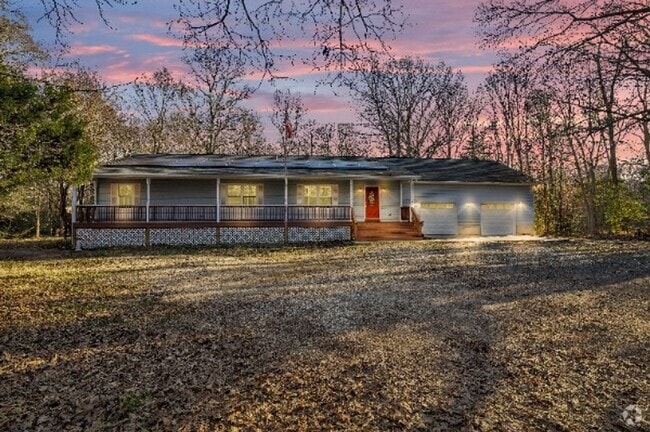Building Photo - 4370 Elizabeth Dr Rental