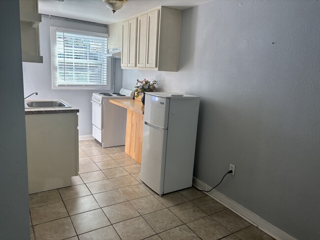 Photo - 2015 Hardy St