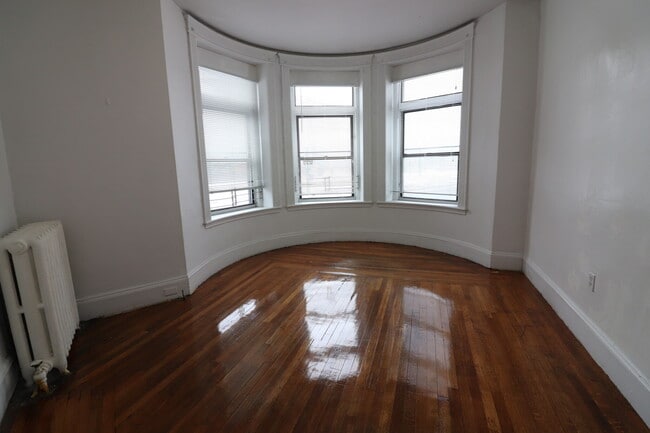 Building Photo - 409 Huntington Ave Rental