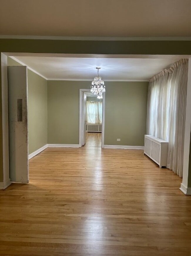 Photo - 8144 S Crandon Ave