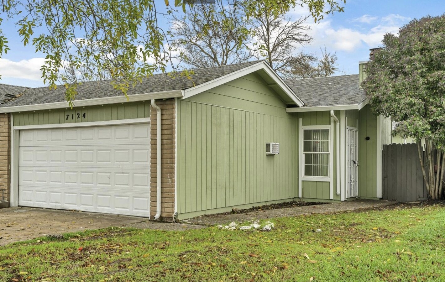 Photo - 7124 Kelley Dr