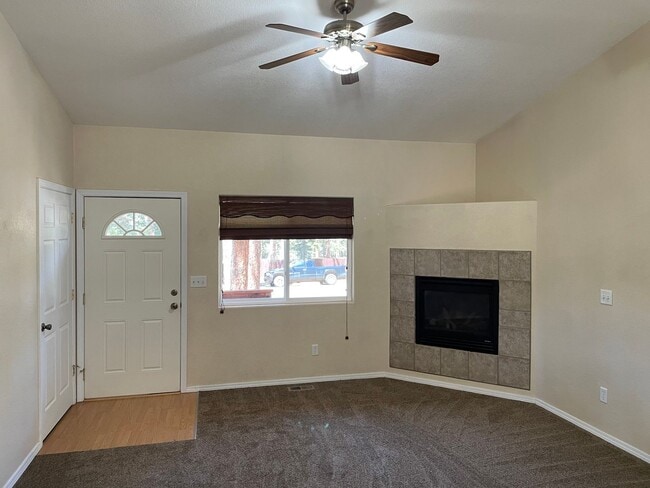 Photo - Adorable 3 Bedroom Home in Woodland Park