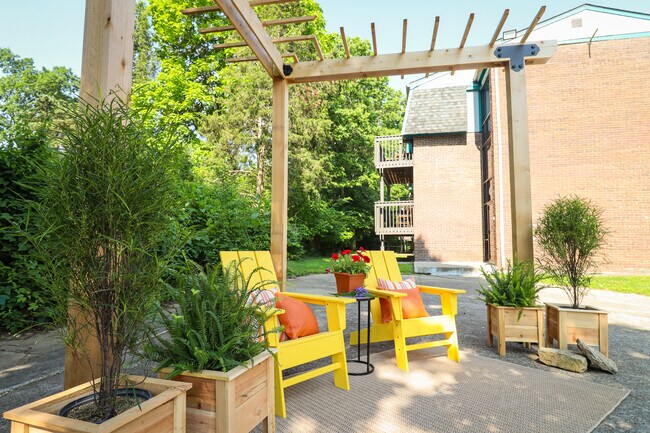 Arborstone Apartments