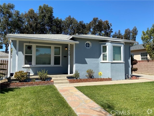 Building Photo - 15439 Harvard Blvd Rental
