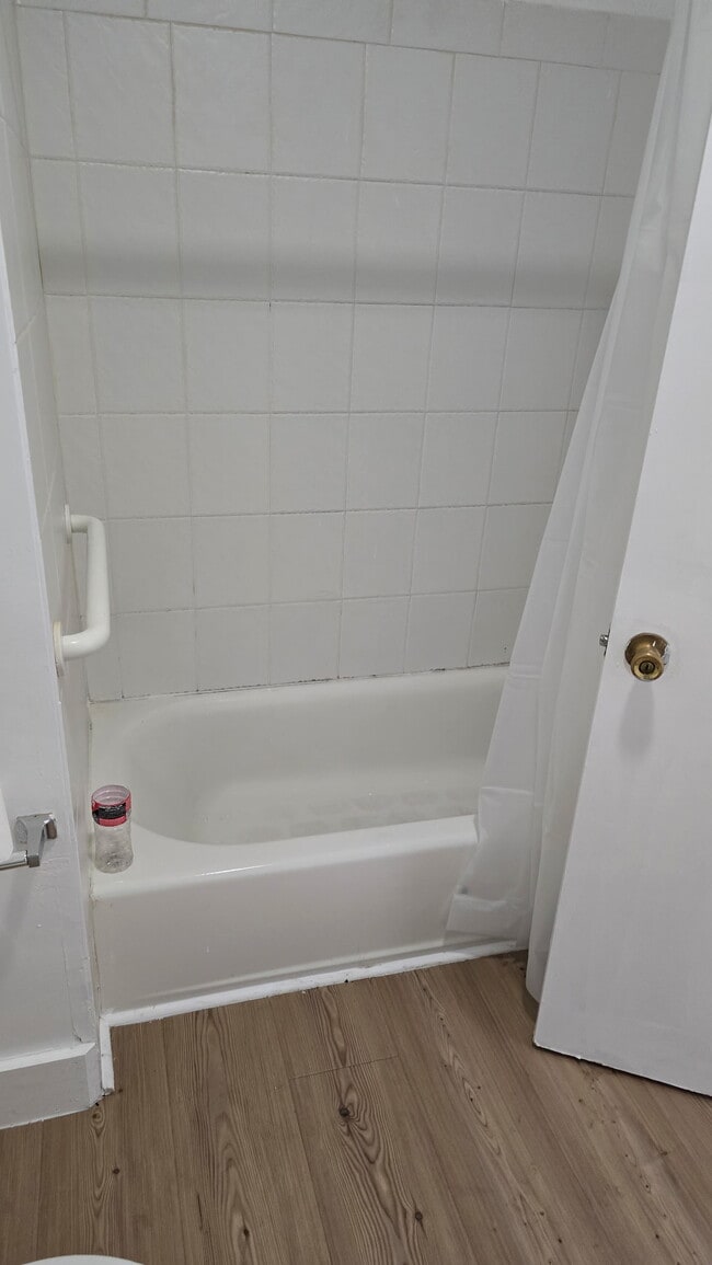 Photo - 13 Saltonstall Ave Unit 1st Floor