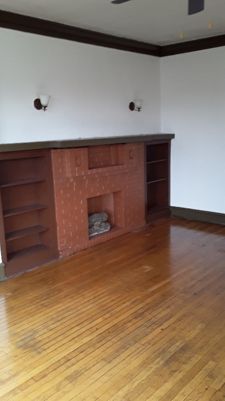 Photo - 8205 S Throop St