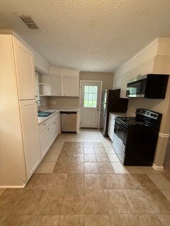 Photo - 9413 Split Rail Ln
