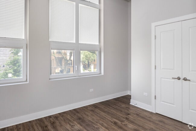 3BR,2BA - 1,405SF Secondary Bedroom