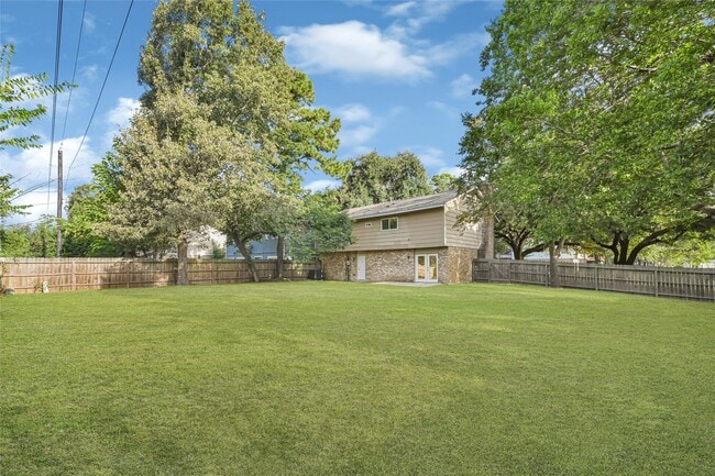 Photo - 8610 Timber View Dr