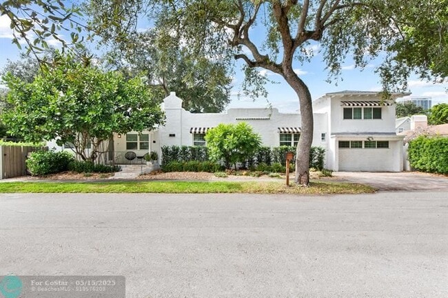 Photo - 615 SE 11th Ave