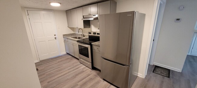 Photo - 411 Pinecrest Dr