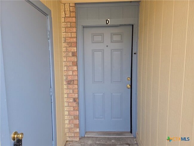 Photo - 904 Ticonderoga Dr